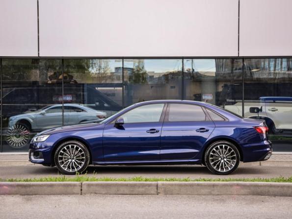 Audi A4 V (B9) Рестайлинг с пробегом 2020 года, цена 3 199 000 рублей, 109488 км, седан, Автокод Объявления