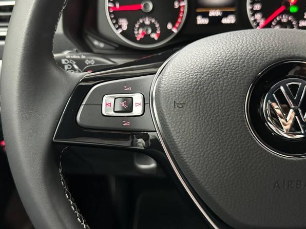 Volkswagen Amarok I Рестайлинг с пробегом 2020 года, цена 6 295 000 рублей, 3953 км, пикап, Автокод Объявления
