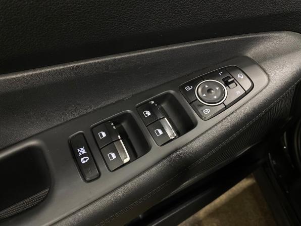 Hyundai Santa Fe IV с пробегом 2018 года, цена 2 800 000 рублей, 143208 км, внедорожник, Автокод Объявления