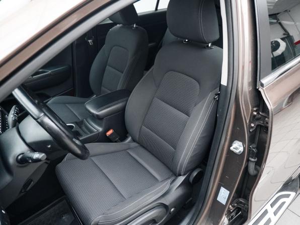 Kia Sportage IV Рестайлинг с пробегом 2018 года, цена 2 190 000 рублей, 113500 км, внедорожник, Автокод Объявления