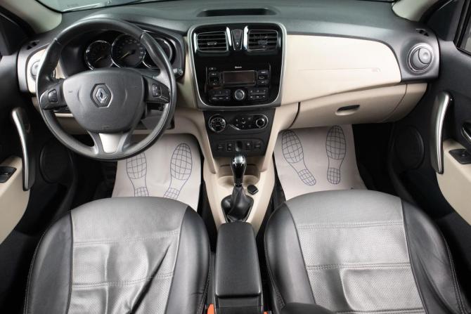 Renault Logan II с пробегом 2017 года, цена 899 000 рублей, 73150 км, седан, Автокод Объявления