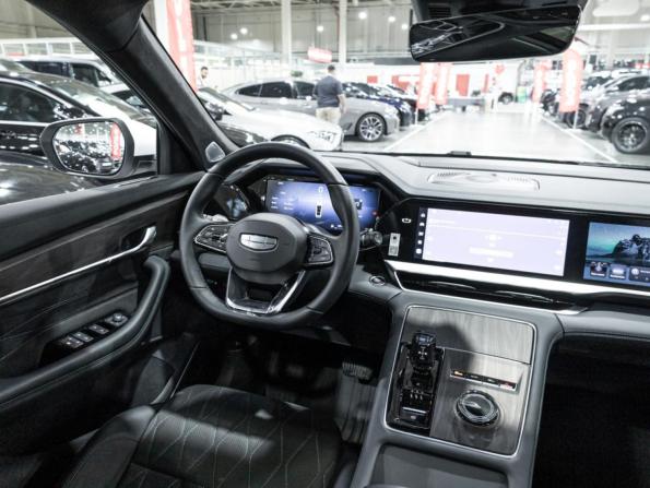 Geely Monjaro I Рестайлинг с пробегом 2025 года, цена 3 855 000 рублей, 13000 км, внедорожник, Автокод Объявления
