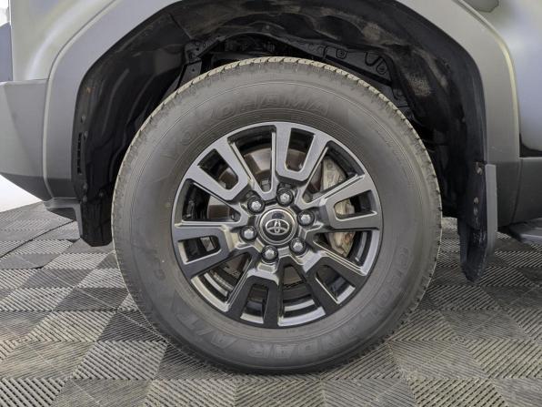 Toyota Land Cruiser Prado 250 Series с пробегом 2024 года, цена 9 530 000 рублей, 27770 км, внедорожник, Автокод Объявления