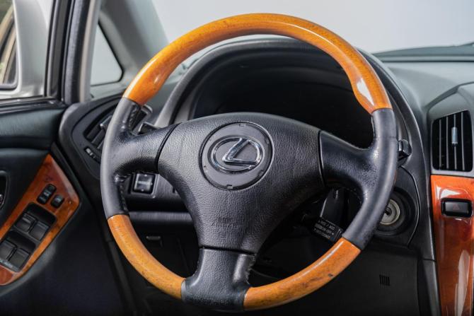 Lexus RX I с пробегом 2001 года, цена 959 000 рублей, 250000 км, внедорожник, Автокод Объявления