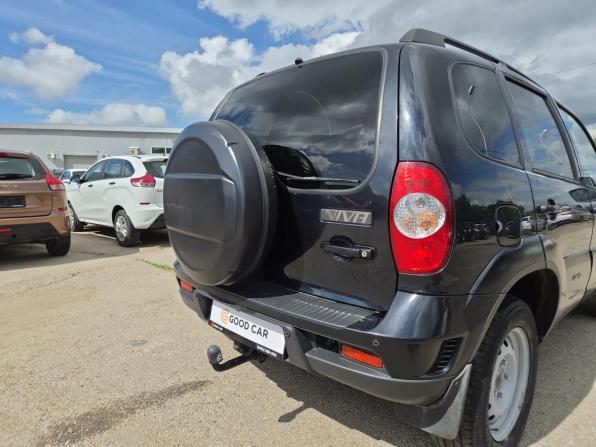 Chevrolet Niva I Рестайлинг с пробегом 2018 года, цена 650 000 рублей, 115676 км, внедорожник, Автокод Объявления