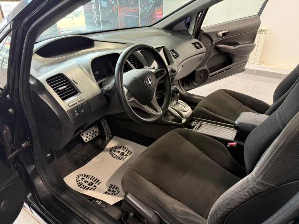 Honda Civic VIII с пробегом 2007 года, цена 755 000 рублей, 302960 км, седан, Автокод Объявления