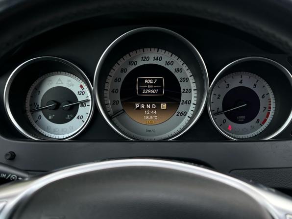 Mercedes-Benz C-Класс III (W204) Рестайлинг с пробегом 2012 года, цена 1 639 999 рублей, 229599 км, седан, Автокод Объявления