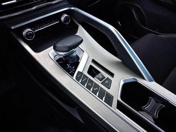 Geely Coolray I с пробегом 2023 года, цена 1 839 000 рублей, 62380 км, внедорожник, Автокод Объявления