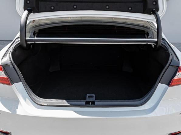 Toyota Camry VIII (XV70) с пробегом 2021 года, цена 3 450 000 рублей, 92630 км, седан, Автокод Объявления