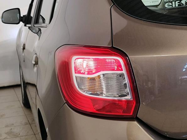 Renault Sandero II Рестайлинг с пробегом 2019 года, цена 1 129 000 рублей, 58645 км, хэтчбек, Автокод Объявления