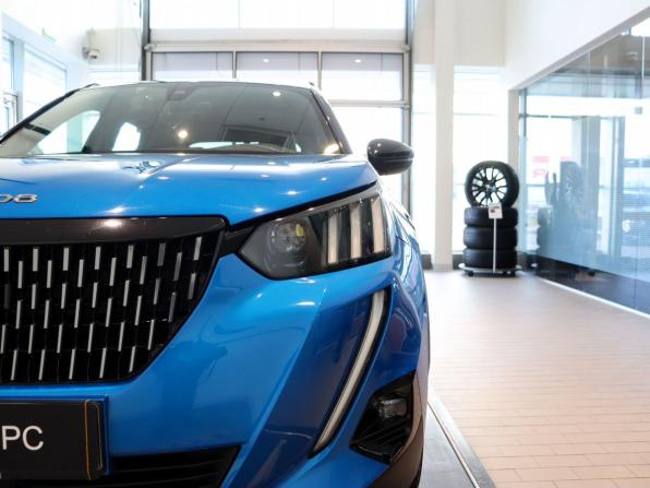 Peugeot 2008 II с пробегом 2020 года, цена 2 100 000 рублей, 87112 км, внедорожник, Автокод Объявления