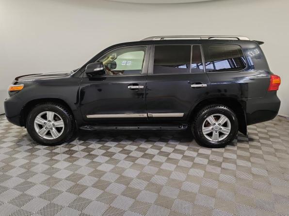 Toyota Land Cruiser 200 Series Рестайлинг 1 с пробегом 2015 года, цена 4 049 000 рублей, 204526 км, внедорожник, Автокод Объявления
