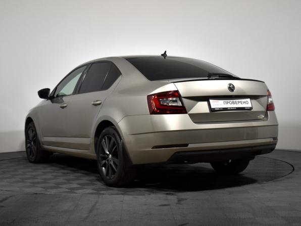 Skoda Octavia III (A7) Рестайлинг с пробегом 2018 года, цена 1 460 000 рублей, 198000 км, лифтбек, Автокод Объявления