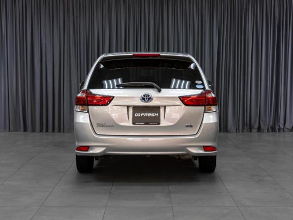 Toyota Corolla XI (E160 E170) Рестайлинг 2 с пробегом 2019 года, цена 1 399 000 рублей, 227047 км, универсал, Автокод Объявления