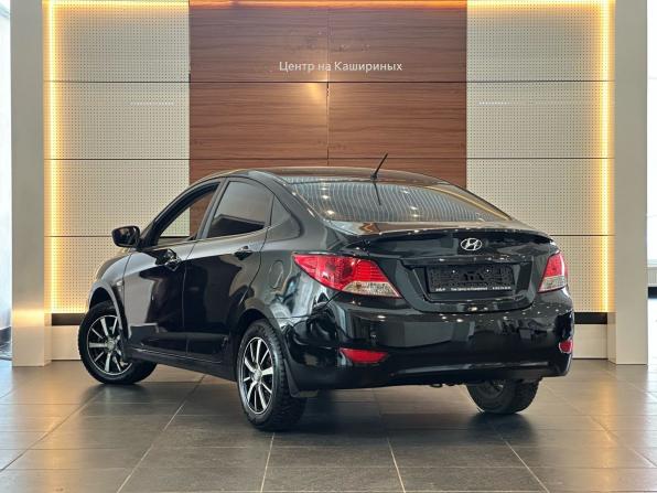 Hyundai Solaris I с пробегом 2011 года, цена 749 990 рублей, 191000 км, седан, Автокод Объявления