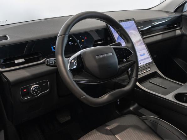 Jeland J6 с пробегом 2026 года, цена 2 350 400 рублей, 5172 км, внедорожник, Автокод Объявления