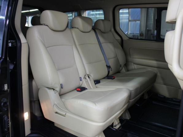 Hyundai H-1 II Рестайлинг 2 с пробегом 2021 года, цена 3 850 000 рублей, 83450 км, минивэн, Автокод Объявления