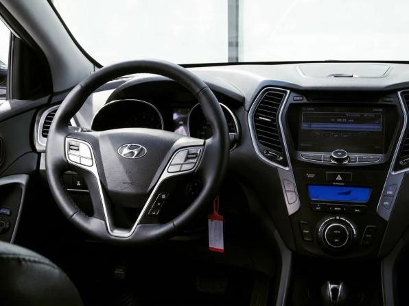 Hyundai Santa Fe III с пробегом 2013 года, цена 1 775 000 рублей, 185798 км, внедорожник, Автокод Объявления