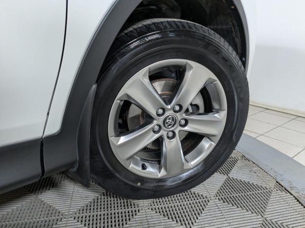 Toyota RAV4 IV (XA40) с пробегом 2015 года, цена 1 949 000 рублей, 117000 км, внедорожник, Автокод Объявления