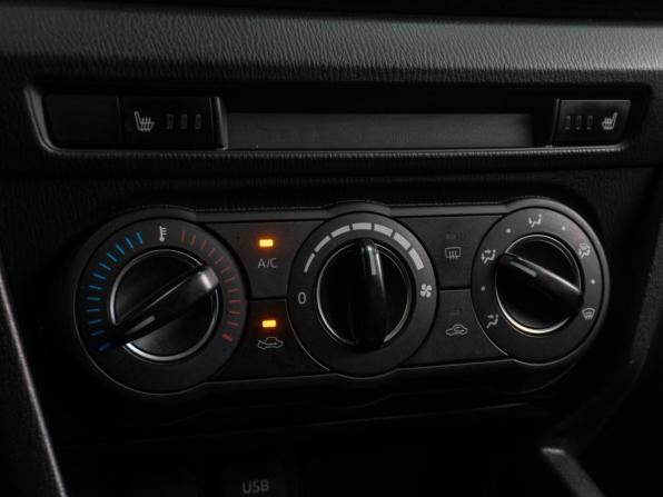 Mazda 3 III (BM) с пробегом 2014 года, цена 1 319 000 рублей, 137988 км, седан, Автокод Объявления