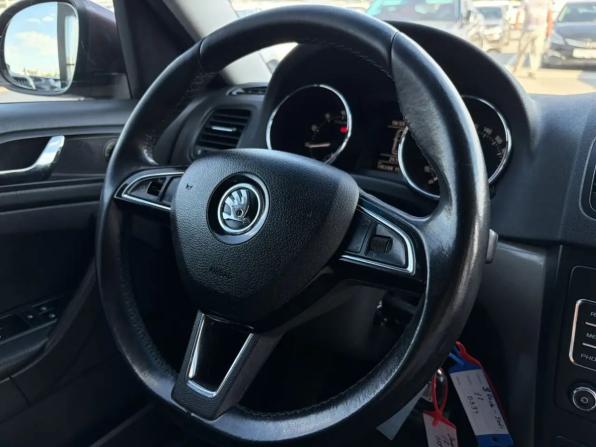 Skoda Yeti I Рестайлинг с пробегом 2014 года, цена 1 250 000 рублей, 195201 км, внедорожник, Автокод Объявления
