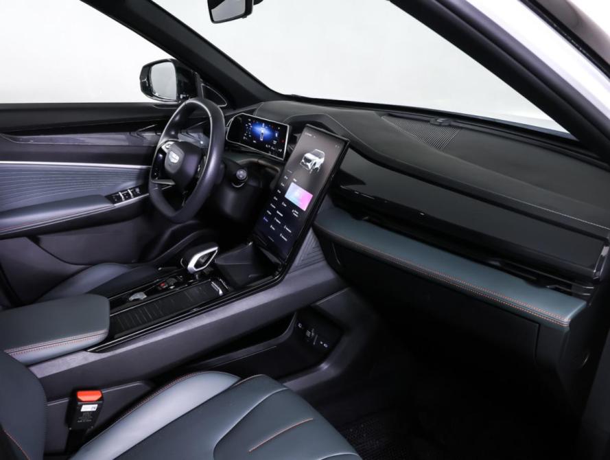Geely Atlas II Москва  - изображение 11