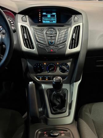 Ford Focus III с пробегом 2015 года, цена 860 000 рублей, 154818 км, хэтчбек, Автокод Объявления