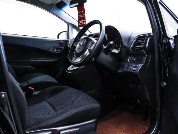 Toyota Ractis II с пробегом 2016 года, цена 999 000 рублей, 229629 км, хэтчбек, Автокод Объявления