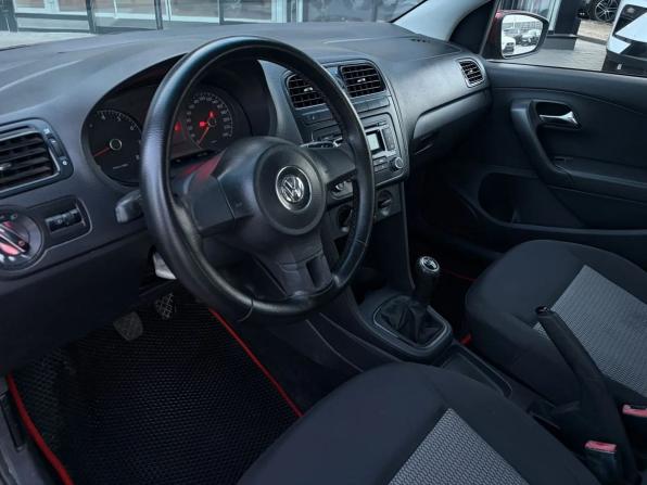 Volkswagen Polo V с пробегом 2011 года, цена 649 000 рублей, 192285 км, седан, Автокод Объявления