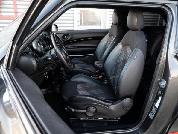 Mini Paceman I с пробегом 2013 года, цена 1 980 000 рублей, 181769 км, хэтчбек, Автокод Объявления