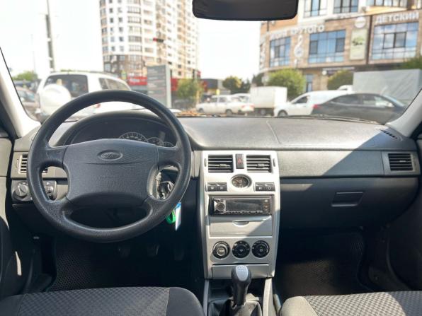Lada (ВАЗ) Priora I с пробегом 2011 года, цена 350 000 рублей, 167000 км, хэтчбек, Автокод Объявления