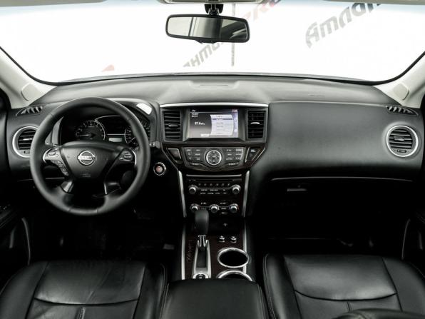 Nissan Pathfinder IV с пробегом 2016 года, цена 1 800 000 рублей, 222145 км, внедорожник, Автокод Объявления