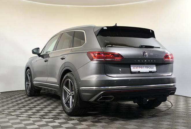 Volkswagen Touareg III с пробегом 2021 года, цена 5 490 000 рублей, 76128 км, внедорожник, Автокод Объявления