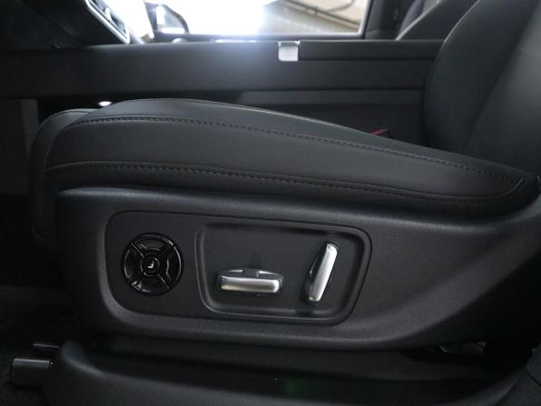 Li Auto (Lixiang) L6 I с пробегом 2024 года, цена 5 750 000 рублей, 26517 км, внедорожник, Автокод Объявления