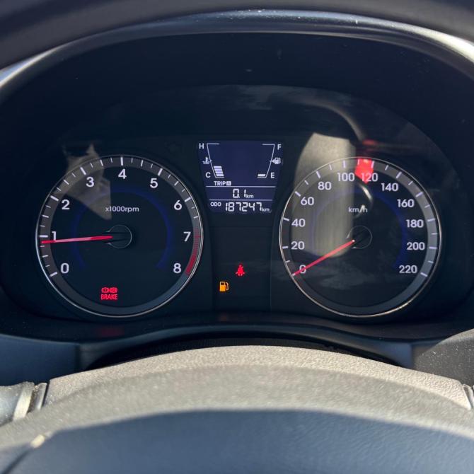 Hyundai Solaris I Нижнекамск  - изображение 19