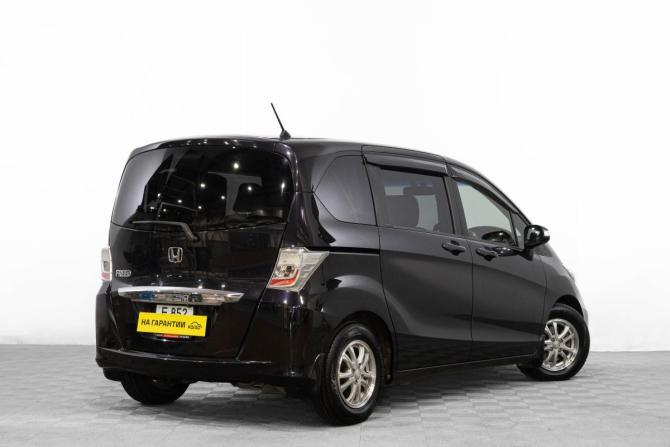 Honda Freed I Рестайлинг с пробегом 2012 года, цена 1 269 000 рублей, 136000 км, компактвэн, Автокод Объявления