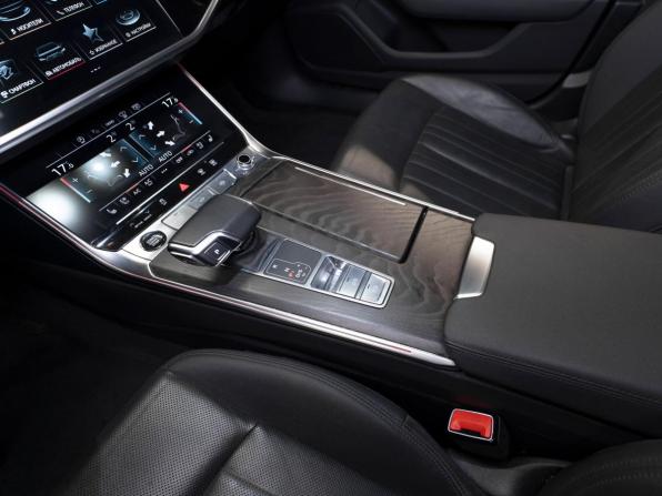 Audi A6 V (C8) с пробегом 2020 года, цена 3 990 000 рублей, 127738 км, седан, Автокод Объявления