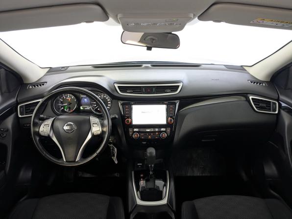 Nissan Qashqai II с пробегом 2018 года, цена 1 650 000 рублей, 124155 км, внедорожник, Автокод Объявления