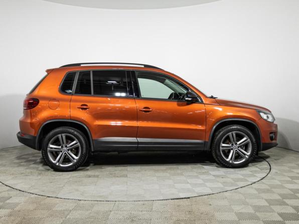 Volkswagen Tiguan I Рестайлинг с пробегом 2016 года, цена 1 589 777 рублей, 67518 км, внедорожник, Автокод Объявления