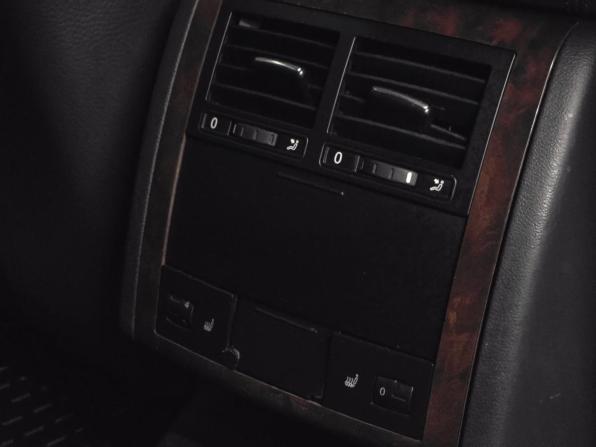 Volkswagen Touareg I Рестайлинг с пробегом 2008 года, цена 1 099 000 рублей, 239000 км, внедорожник, Автокод Объявления