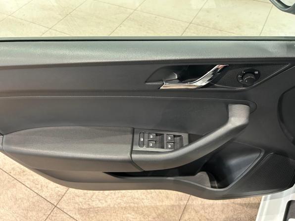 Skoda Rapid I с пробегом 2015 года, цена 749 000 рублей, 199338 км, лифтбек, Автокод Объявления