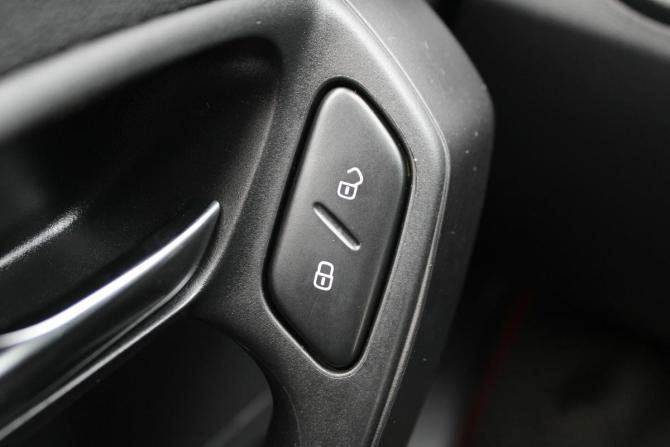 Volkswagen Polo V с пробегом 2014 года, цена 850 000 рублей, 119000 км, седан, Автокод Объявления