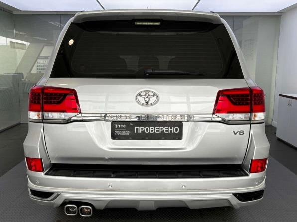 Toyota Land Cruiser 200 Series Рестайлинг 2 с пробегом 2015 года, цена 4 899 000 рублей, 192770 км, внедорожник, Автокод Объявления