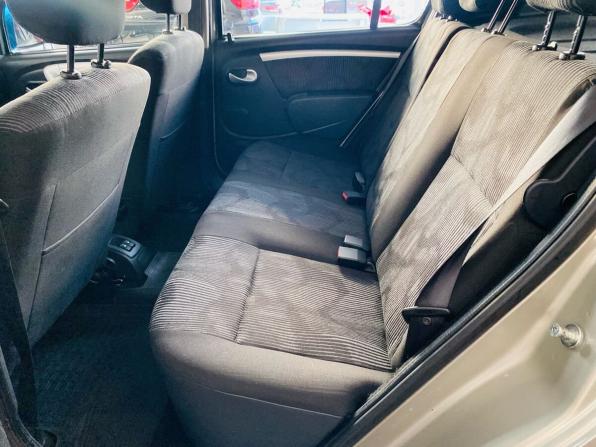 Renault Sandero I с пробегом 2011 года, цена 650 000 рублей, 109000 км, хэтчбек, Автокод Объявления