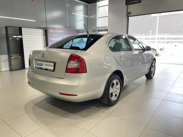 Skoda Octavia II (A5) Рестайлинг с пробегом 2011 года, цена 790 000 рублей, 172617 км, лифтбек, Автокод Объявления