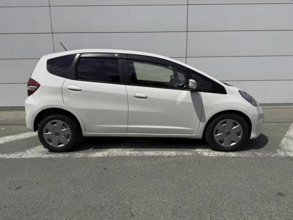 Honda Fit II с пробегом 2012 года, цена 980 000 рублей, 196800 км, хэтчбек, Автокод Объявления