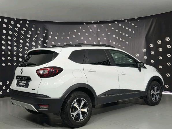 Renault Kaptur I Рестайлинг с пробегом 2020 года, цена 1 620 000 рублей, 64744 км, внедорожник, Автокод Объявления