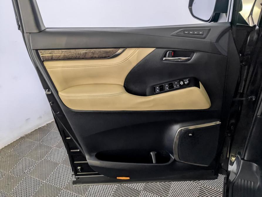 Toyota Alphard III Рестайлинг Москва  - изображение 20