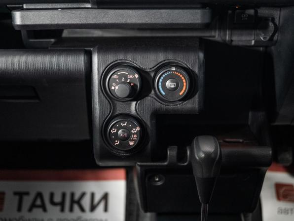 Toyota Probox I Рестайлинг с пробегом 2019 года, цена 950 000 рублей, 147374 км, универсал, Автокод Объявления