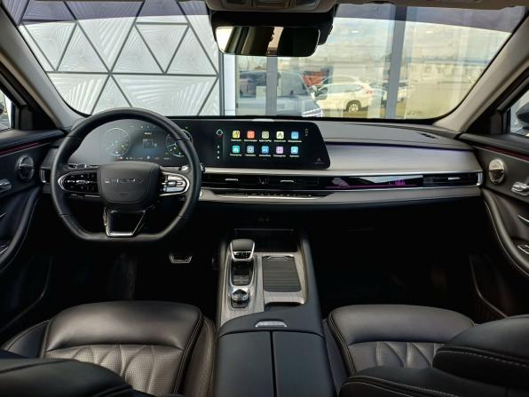 Chery Arrizo 8 с пробегом 2023 года, цена 1 799 000 рублей, 66836 км, седан, Автокод Объявления